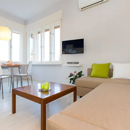 Galatea With Free Garage Parking Appartement *