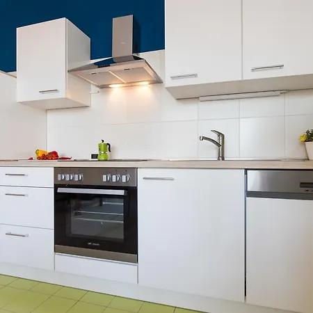 Galatea With Free Garage Parking *